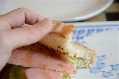 [画像がありません]厚切りロースハムのサンドイッチ